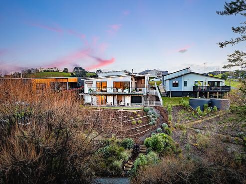 33 Laly Haddon Place, Matakana