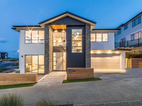 54 Ashley Avenue, Long Bay