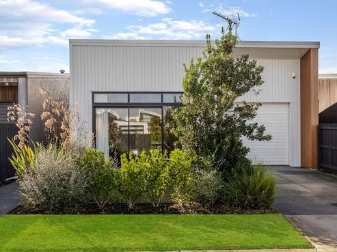 13 Liberation Road, Papakura