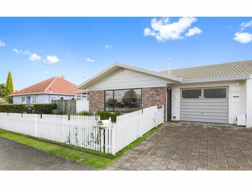 129C Ranolf Street, Glenholme