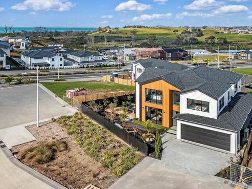 5 Hopetea Street, Long Bay