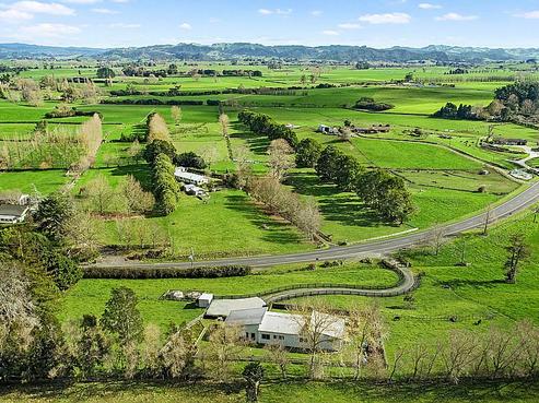 1734 Kakaramea Road, Ngahinapouri