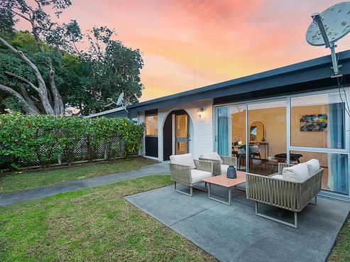 2/303 Point Chevalier Road, Point Chevalier