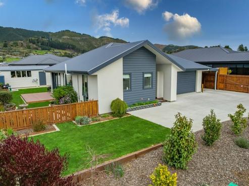 7 Paton Road, Richmond