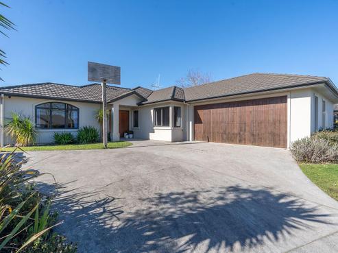 13 Portobello Way, Huntington