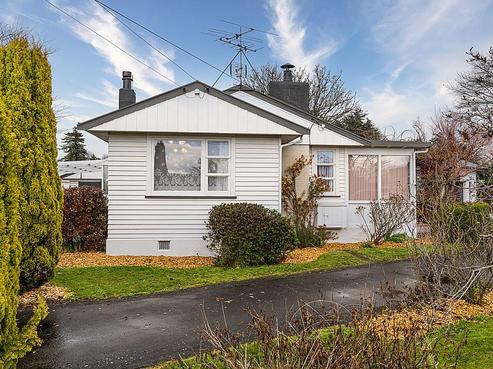 29 Intermediate Street, Solway