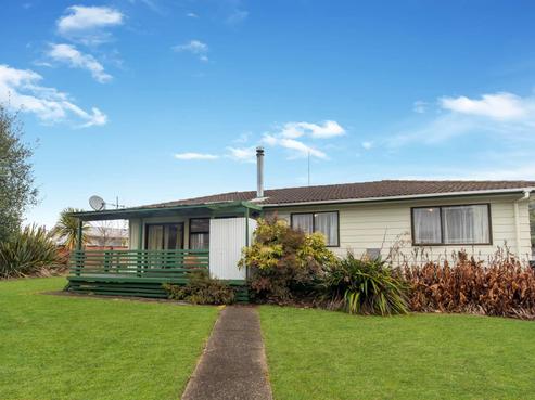 15 Matthew Place, Kawaha Point