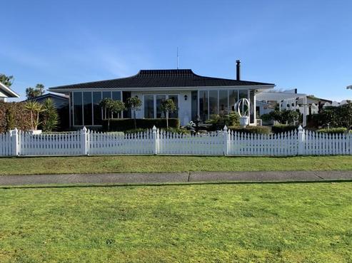 165 Hall Street, Hokitika