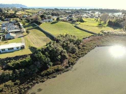 69 Athenree Road, Athenree