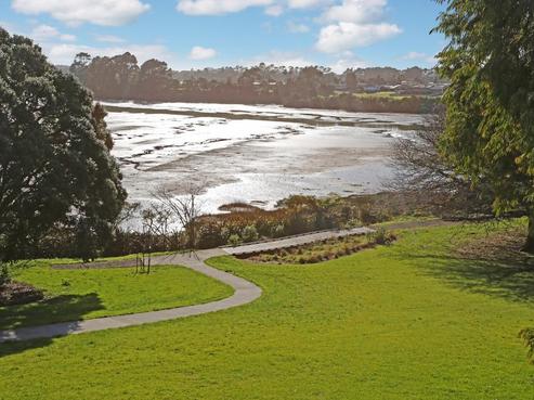 17 Riverside Drive, Waiuku