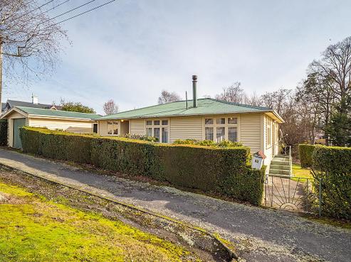 52 Whitehaven Street, Lawrence