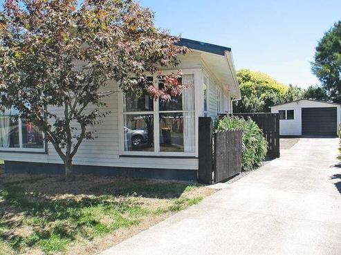 19 President Avenue, Papakura