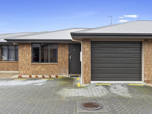 9/31 Jones Crescent, Melville