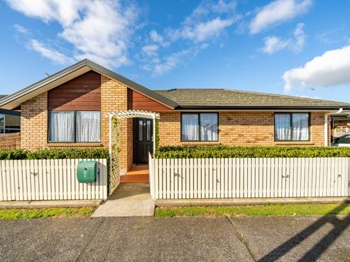 2 Hay Street, Ebdentown