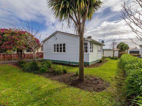 55 Aotaki Street, Otaki