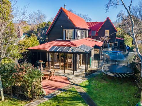 15 Barton Road, Heretaunga