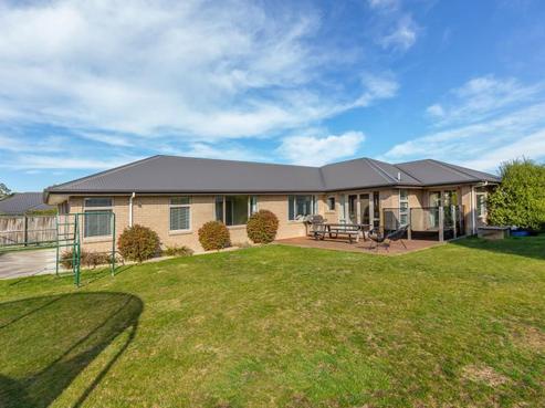 12 Cameron Crescent, Rolleston