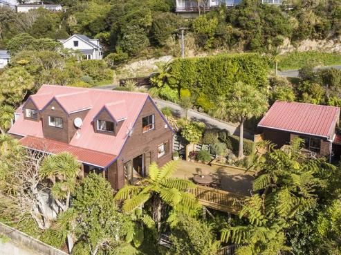2 Wrights Hill Road, Karori