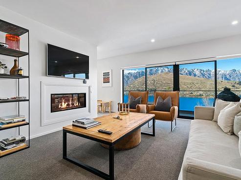 8 Saint Matthews Place, Queenstown Central