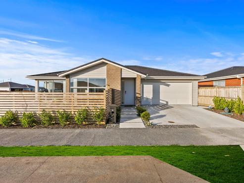 6 Leatherwood Road, Takanini