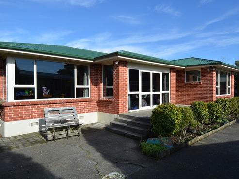38 Grant Road, Otatara