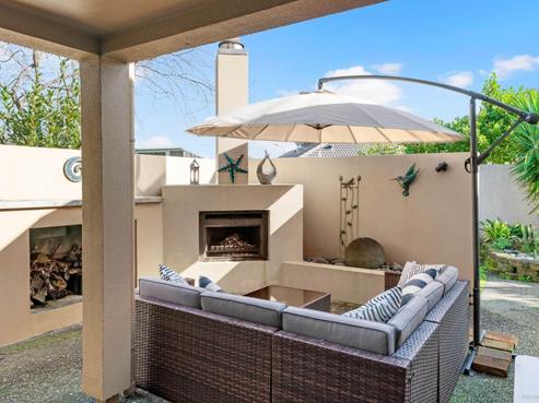 13 Lothian Brae, Wattle Downs