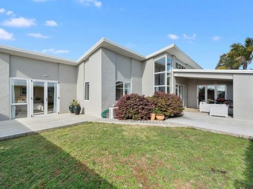101 New Borman Road, Huntington