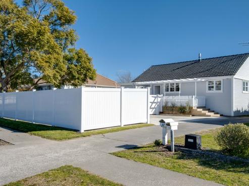 11 Hammond Road, Taradale