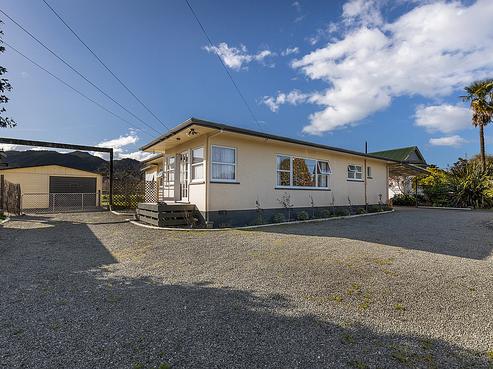 672 Main Road Riwaka, Motueka