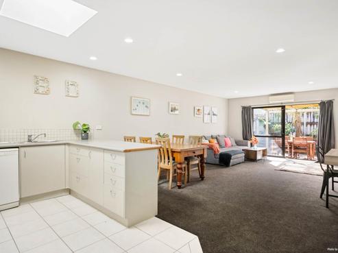 7 Bunker Rise, Golflands