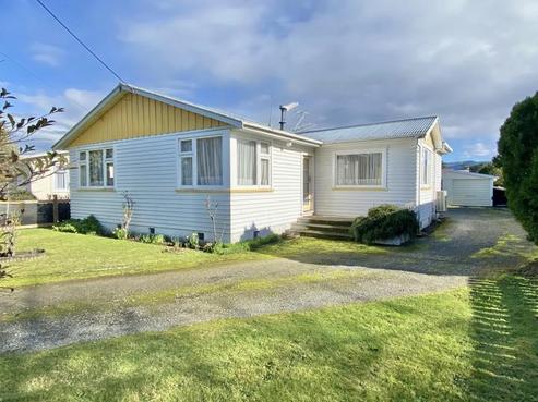 22 Taylor Street, Carterton