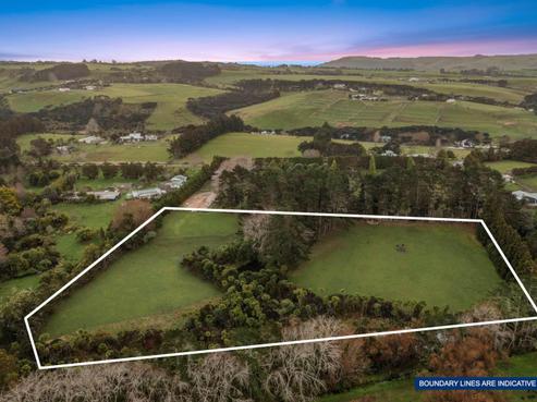 206B Muriwai Valley Road, Muriwai