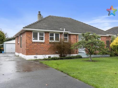 71 Hewer Crescent, Naenae