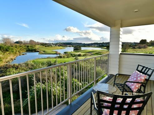 7 Maylee Crescent, Gulf Harbour