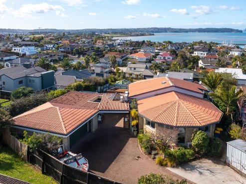13 Deanna Drive, West Harbour