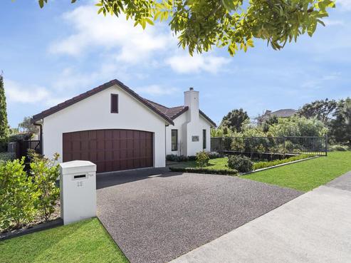 15 Corsica Way, Karaka