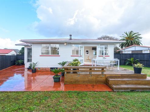 13 Roby Street, Te Atatu Peninsula