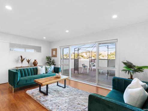 2/30A Nigel Road, Browns Bay