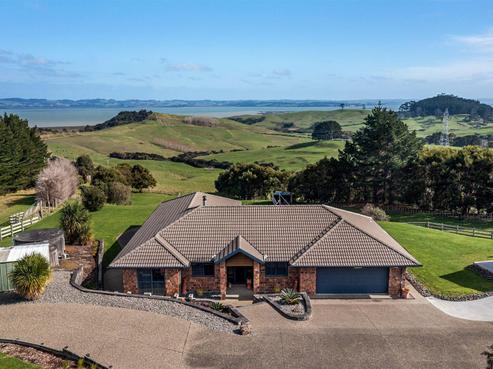 16 Oyster Point Road West, Kaukapakapa