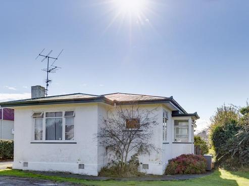 180 High Street, Solway