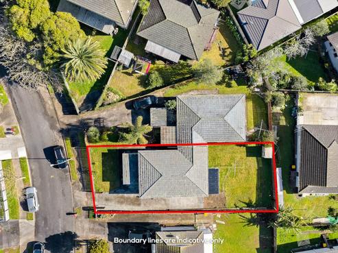 1/4 Courant Place, Clover Park