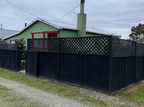 30 River Road, Elgin