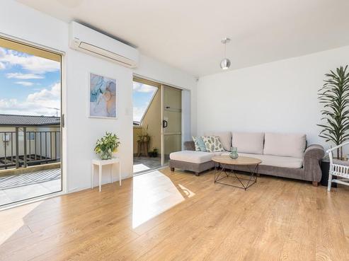 5/11 Spencer Road, Oteha