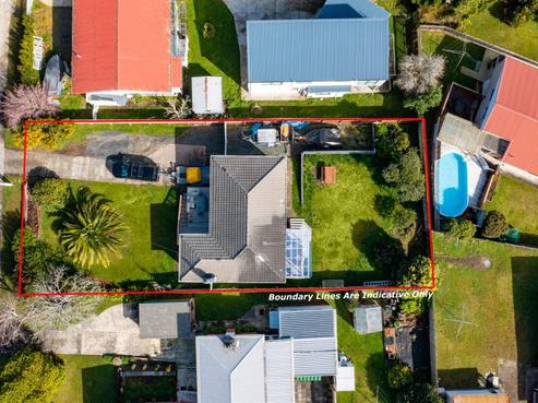 68 Sylvan Crescent, Te Atatu South