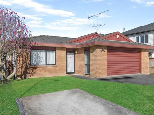 2/78 Moore Street, Howick
