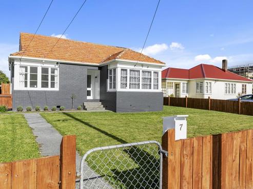 7 Avery Grove, Boulcott