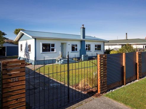 156 Bealey Street, Hokitika