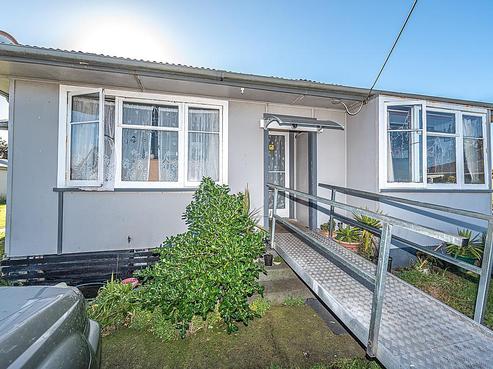 28 Cornfoot Street, Castlecliff