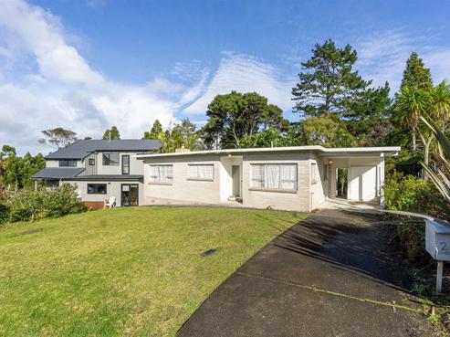 21 Holdaway Avenue, Northcote