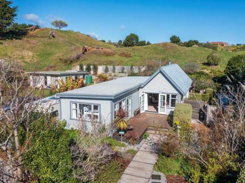 52 Te Moana Road, Waikanae Beach